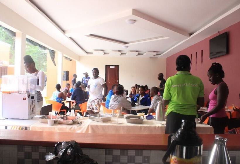 هتل Tita Tourist Resort