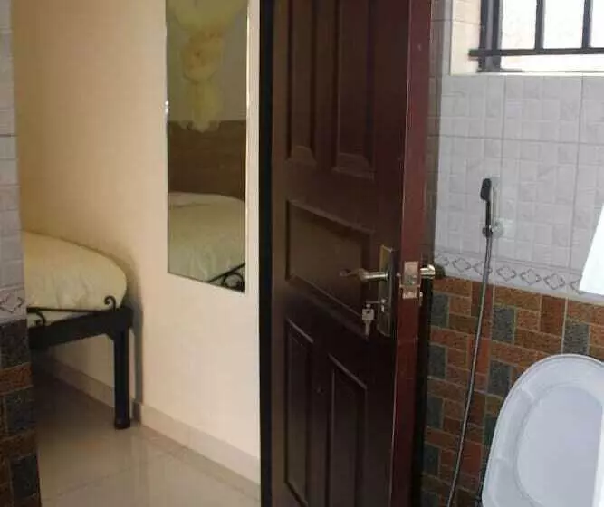 هتل Tita Tourist Resort