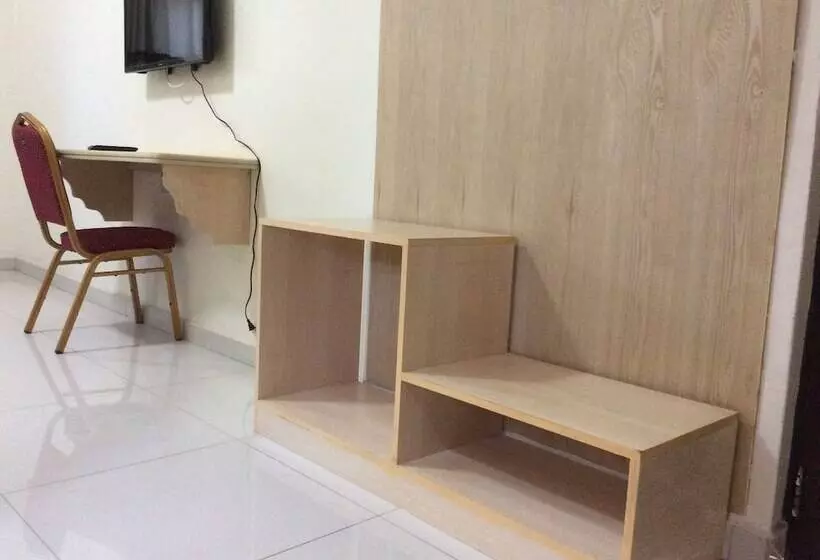 هتل Tita Tourist Resort