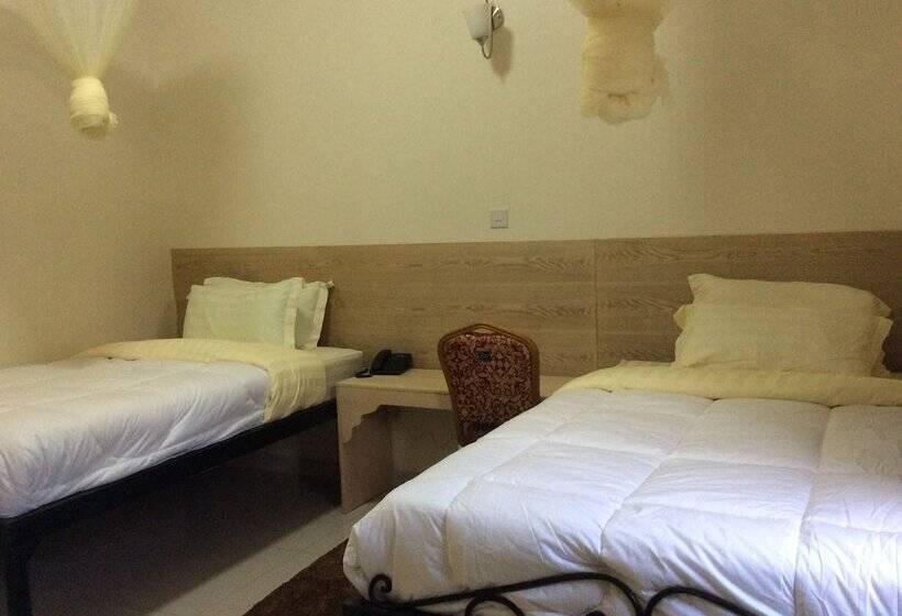 هتل Tita Tourist Resort