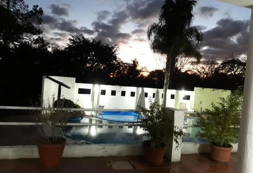 Отель Village Termas Del Dayman