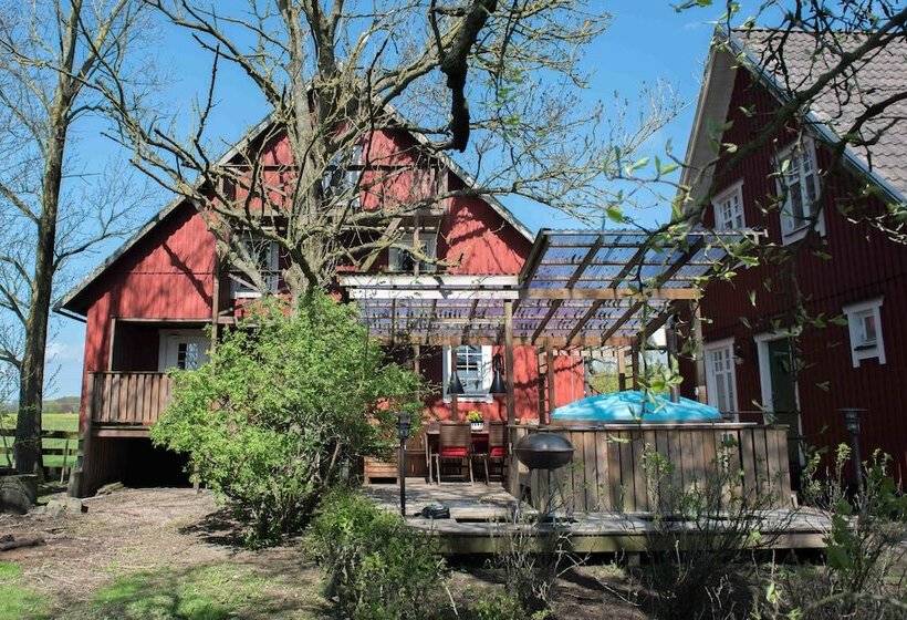 Mattisgården Bed & Breakfast