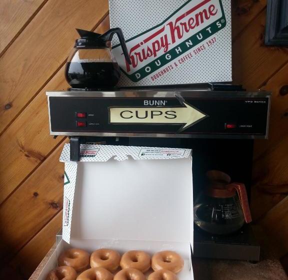 Mountain Breeze Motel