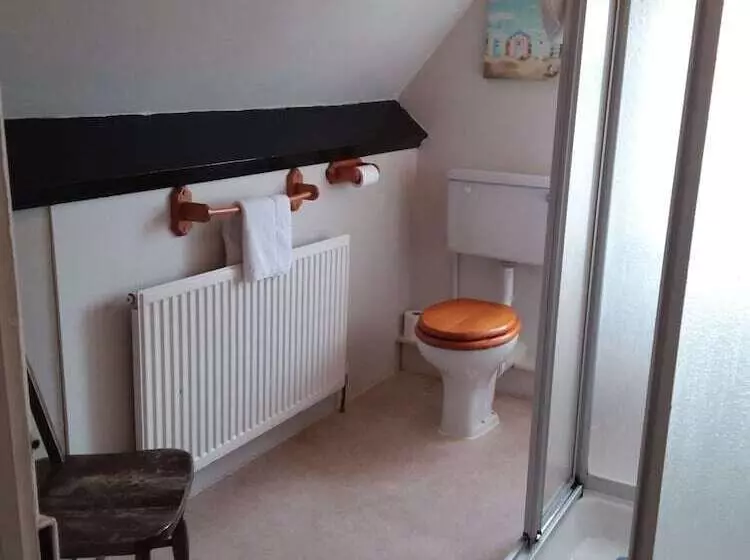 Majatalo Boulmer Guest House