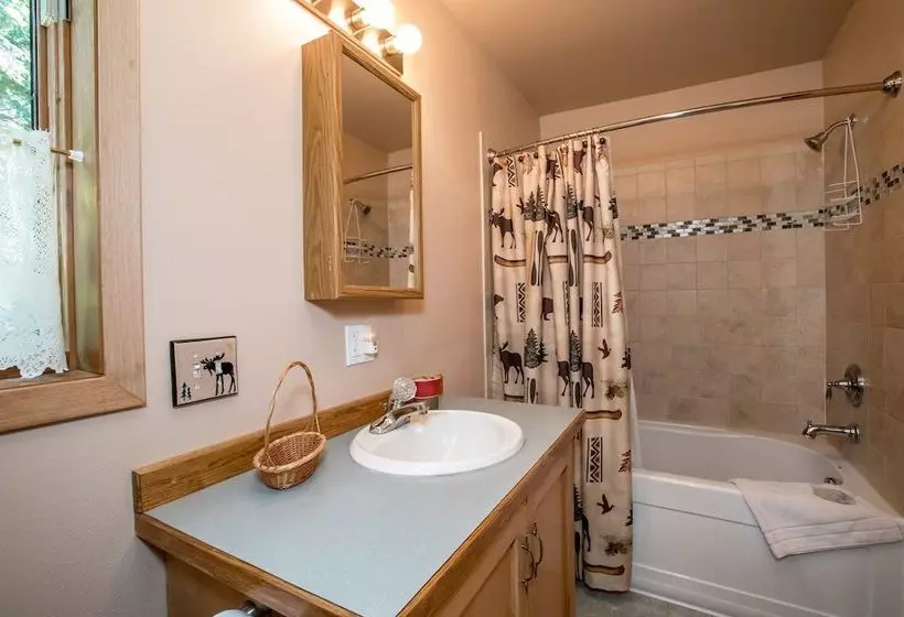 Majatalo Candlewycke Inn