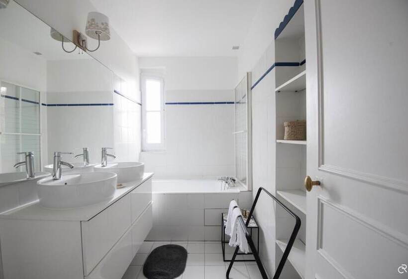 بنسيون Villa Trianon Versailles