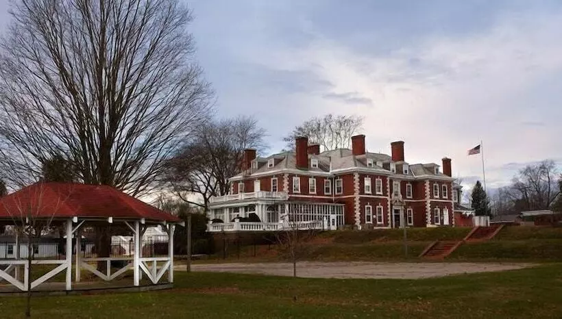 リゾートホテル Eastover Estate & Eco Village