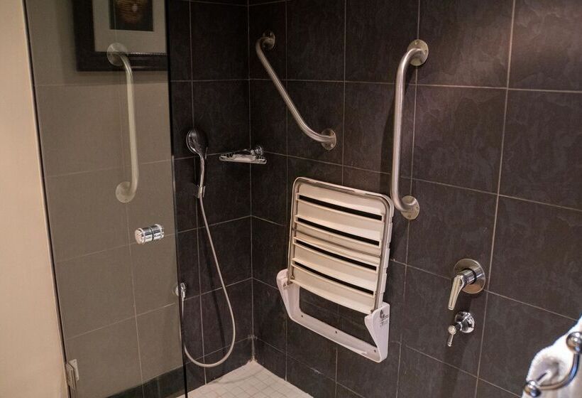 בית מלון כפרי Bakubung Bush Lodge