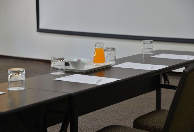 בית מלון כפרי Bakubung Bush Lodge