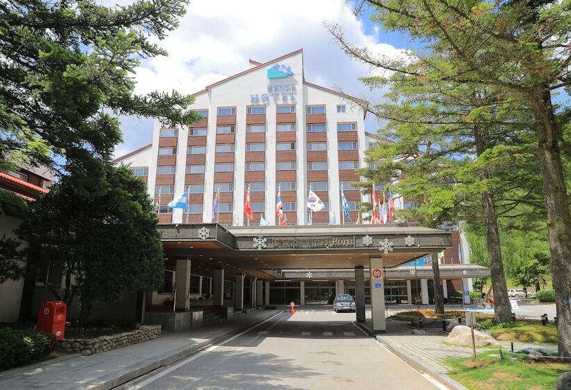 Hotel Mona Yongpyong