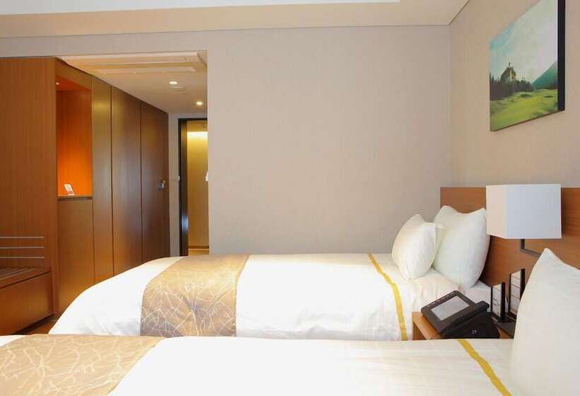 Hotel Mona Yongpyong