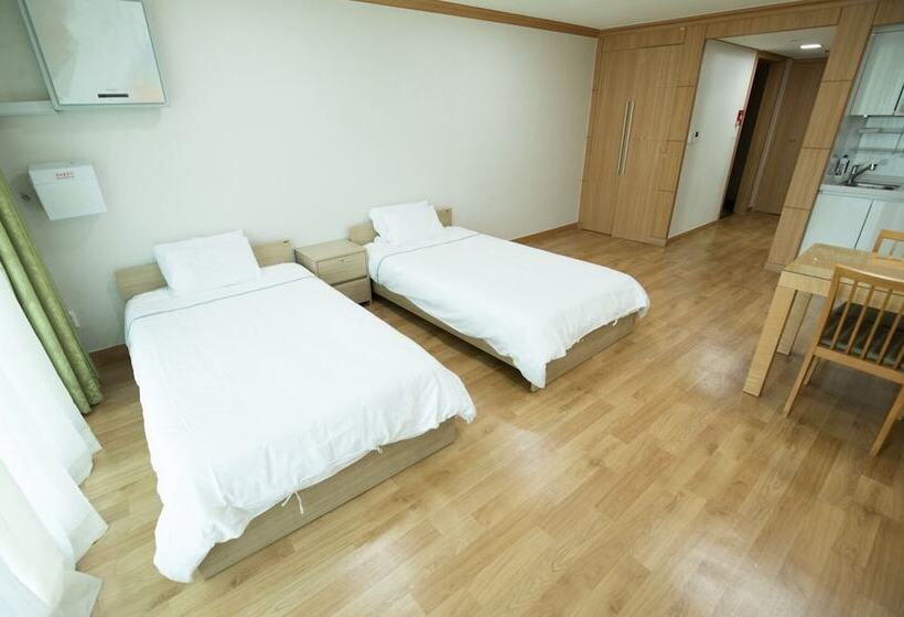 Hotel Mona Yongpyong