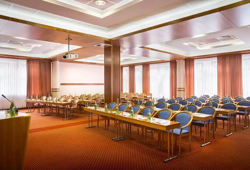 Remisens Casa Rosa Hotel Metropol Annexe