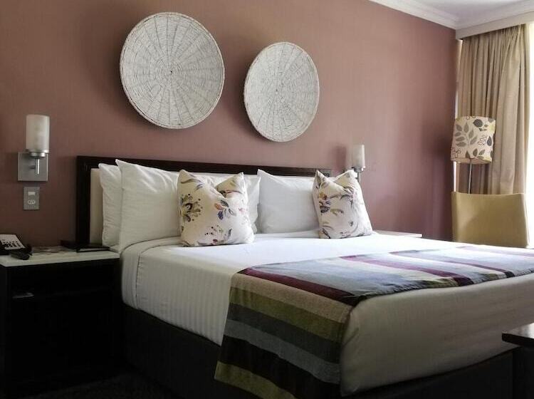 בית מלון כפרי Sabi River Sun Resort