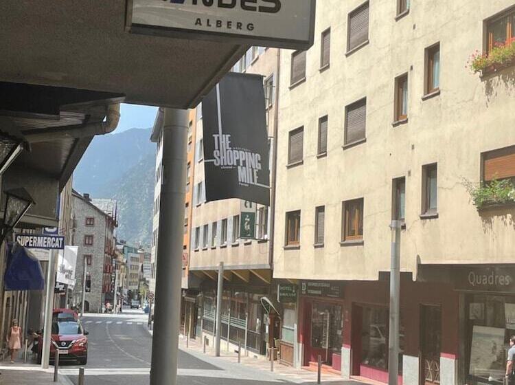 Albergue Pension Rossell