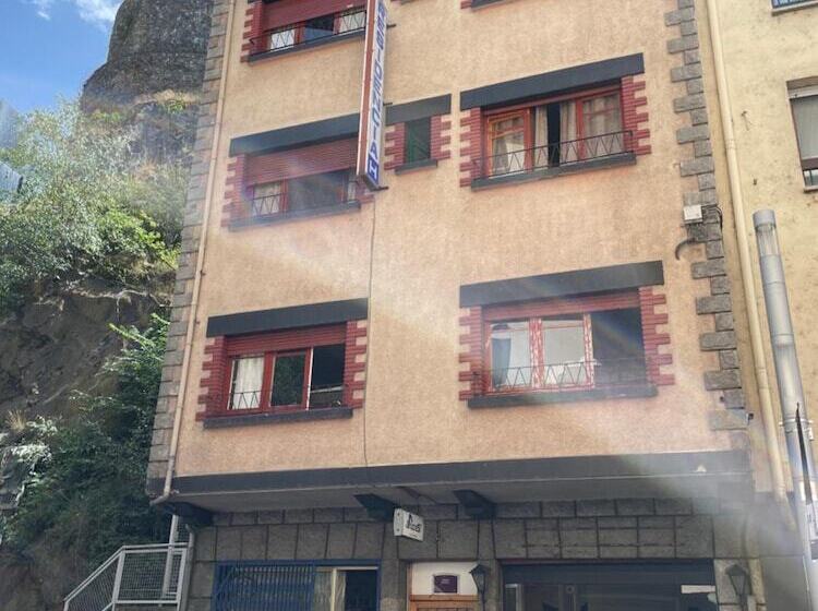 Albergue Pension Rossell