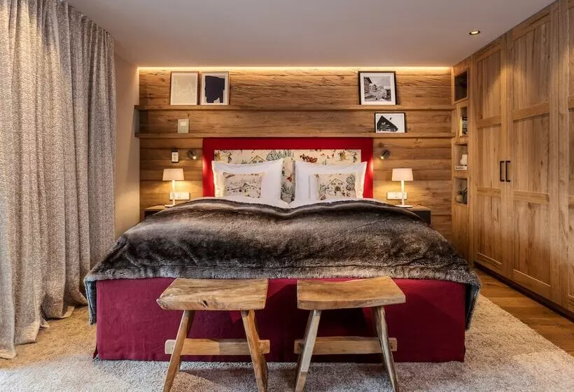 ホテル Arlberg Lech