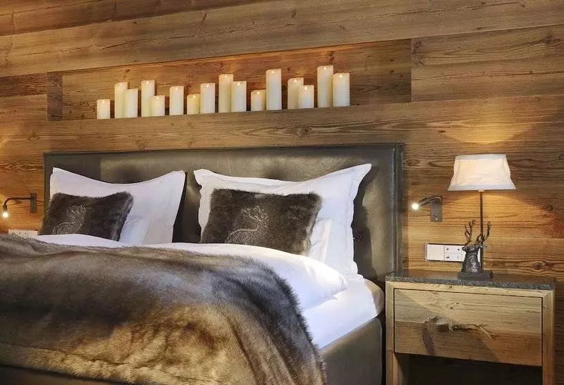 ホテル Arlberg Lech