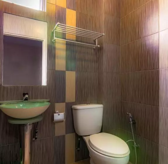 هتل Esplanade By Oyo Rooms