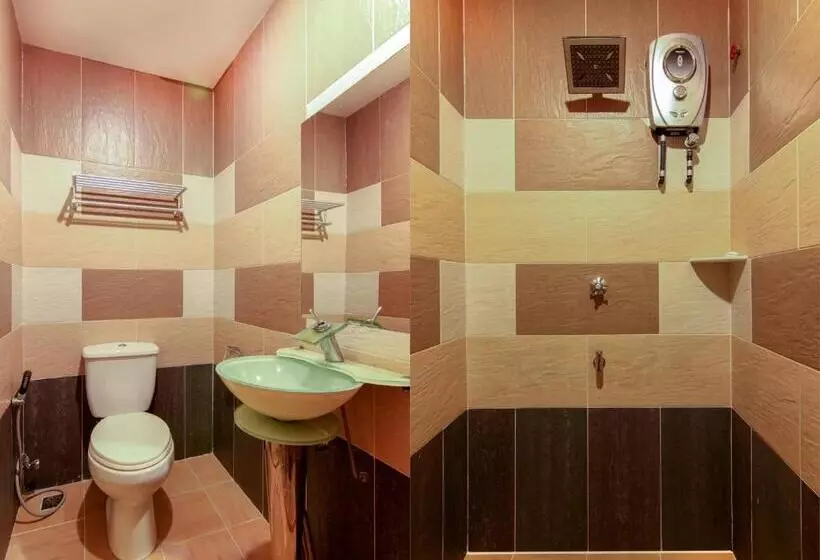 هتل Esplanade By Oyo Rooms