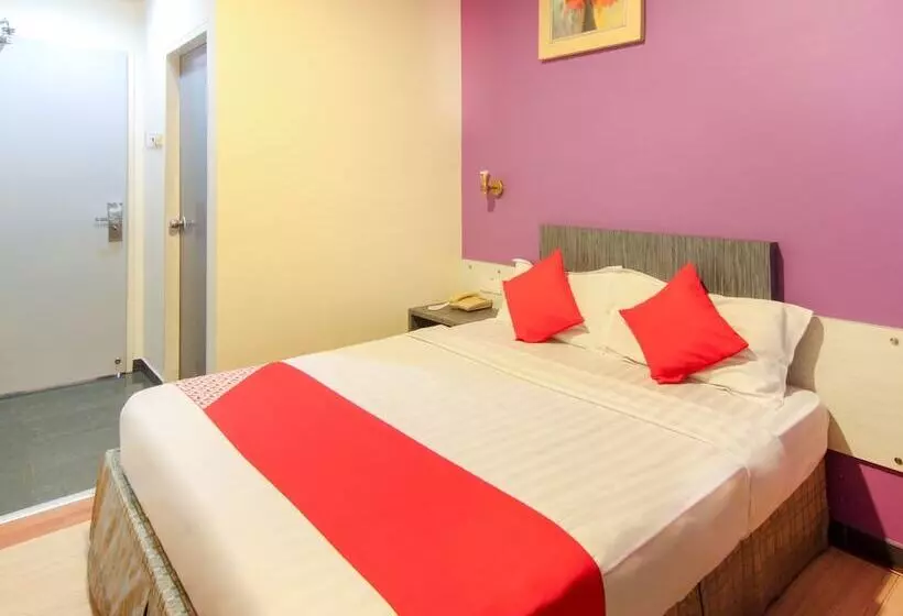 هتل Esplanade By Oyo Rooms