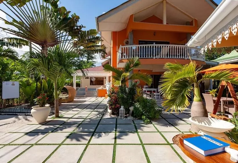 پانسیون Oceane Self Catering