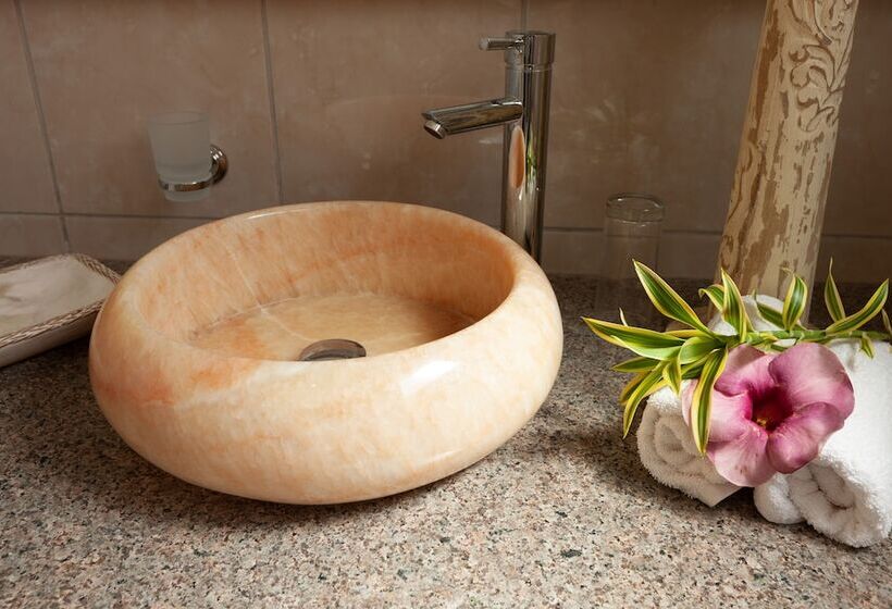 膳宿费 Oceane Self Catering