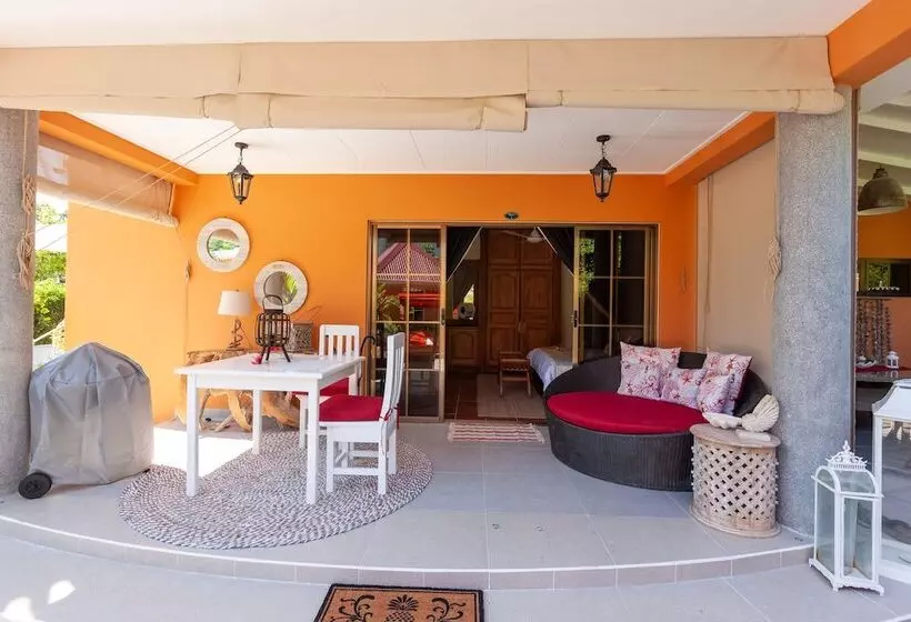 پانسیون Oceane Self Catering