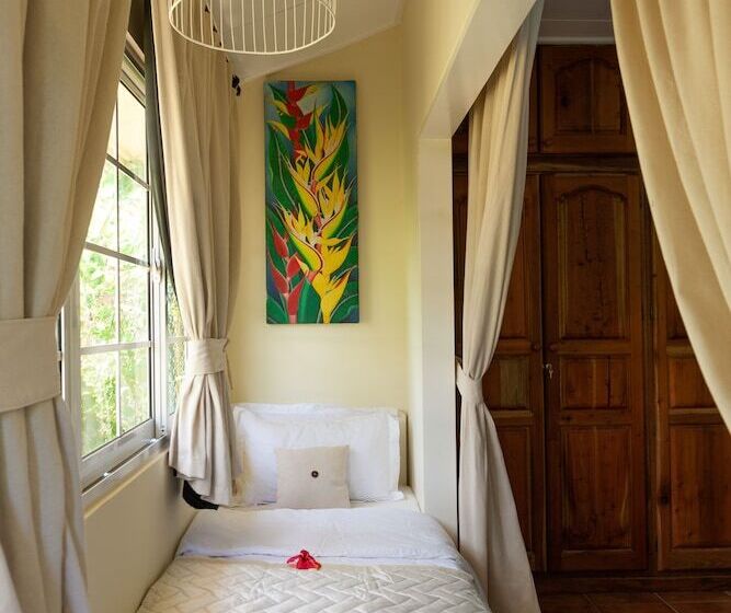 膳宿费 Oceane Self Catering