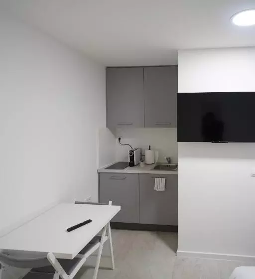 ペンション Apartments Choice