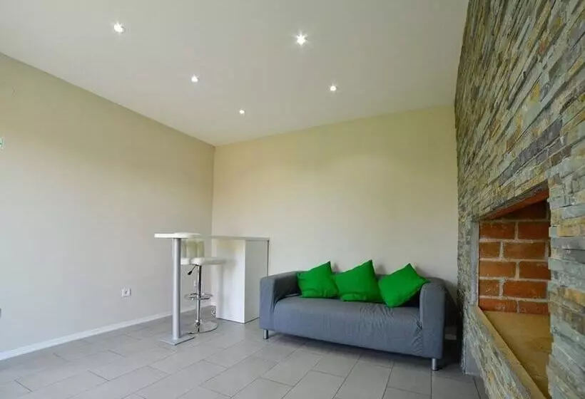 ペンション Apartments Choice