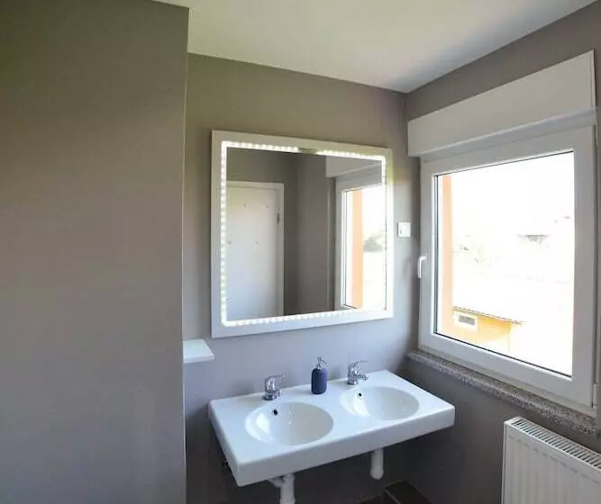 ペンション Apartments Choice