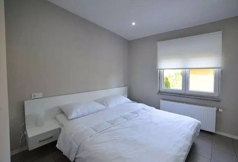 ペンション Apartments Choice