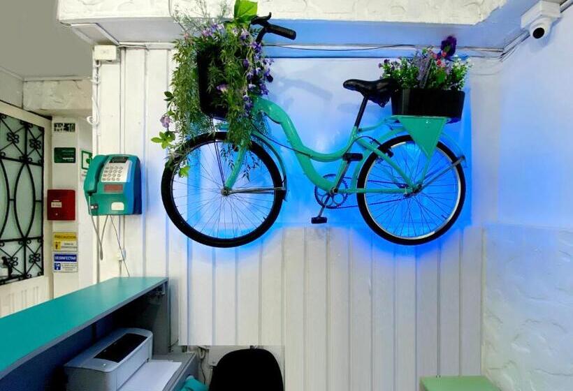 هاستل Bogota Home