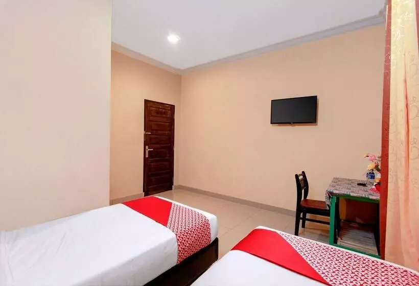 Retkeilymaja Dieng By Oyo Rooms