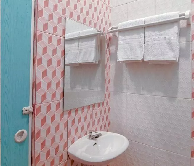 Retkeilymaja Dieng By Oyo Rooms