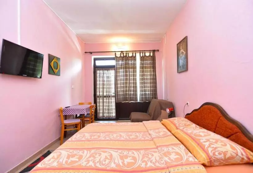 Apartment Ana 1068