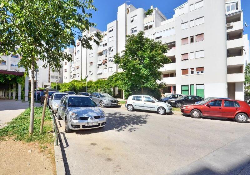 Apartments Zoran