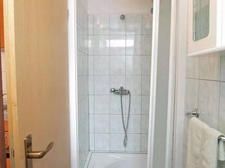 Apartment Ana 1068