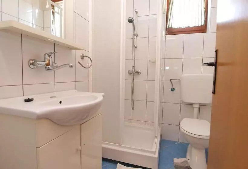 Apartment Ana 1068