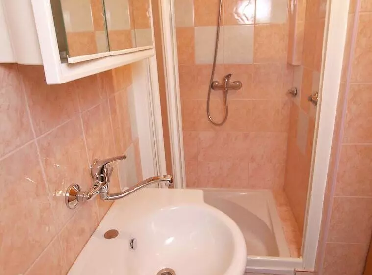Apartment Ana 1068