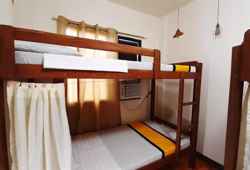 B Hive Dormitory  Hostel