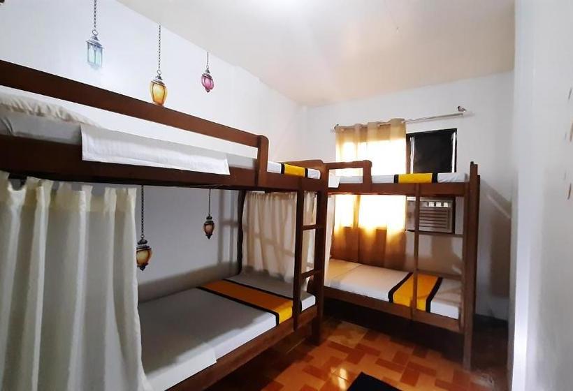B Hive Dormitory  Hostel