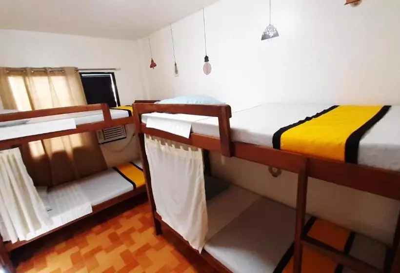 B Hive Dormitory  Hostel