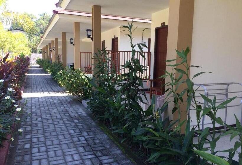 تختخواب و صبحانه D Batur