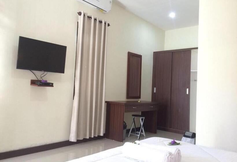 تختخواب و صبحانه D Batur