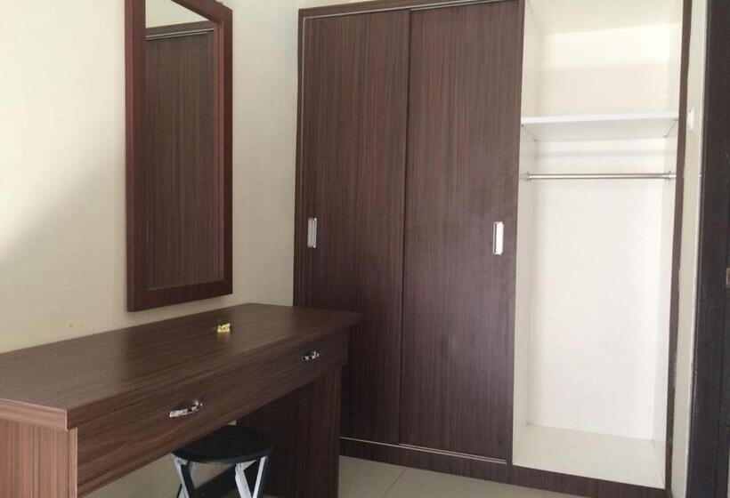 تختخواب و صبحانه D Batur