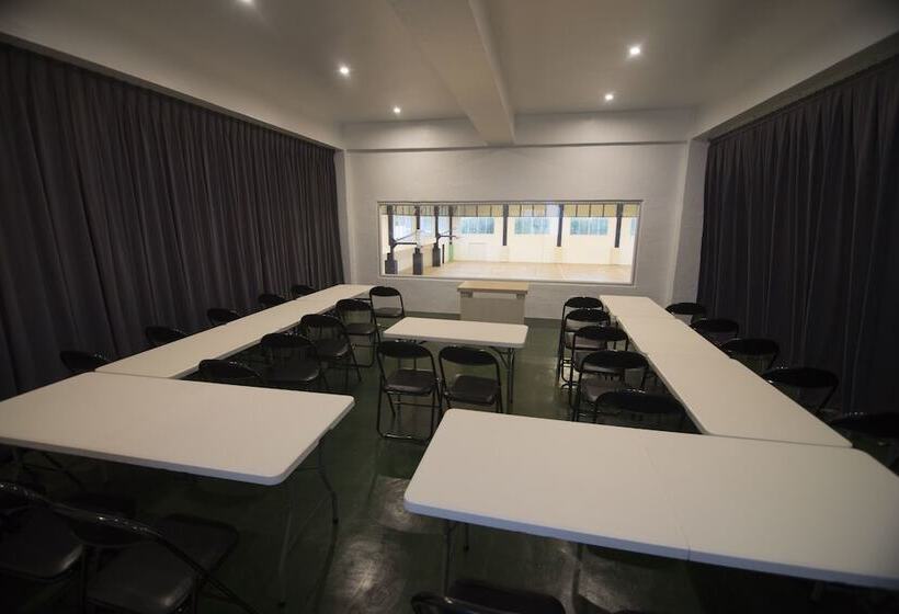 Brizo Hotel And Resort Tagaytay