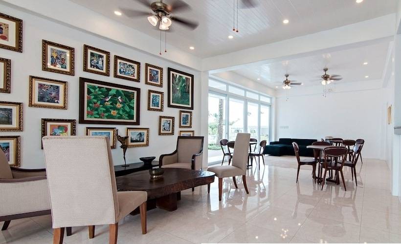 Brizo Hotel And Resort Tagaytay