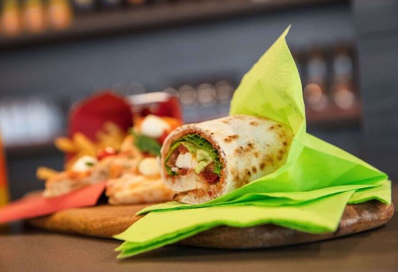 簡易ホテル Campanile Venice Mestre